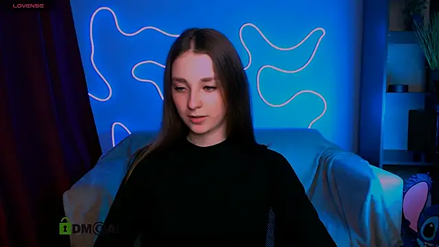 alisabliss online show from April 3, 7:20 pm