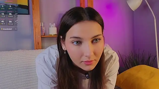 KateCahee online show from December 17, 1:21 am