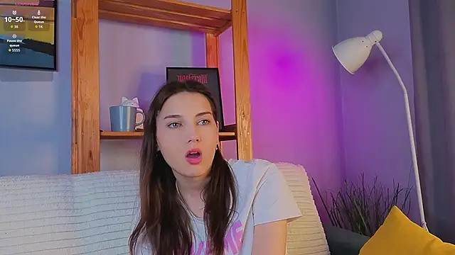 KateCahee online show from December 19, 1:20 am