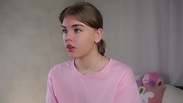 MelodyBaur online show from March 19, 11:54 am