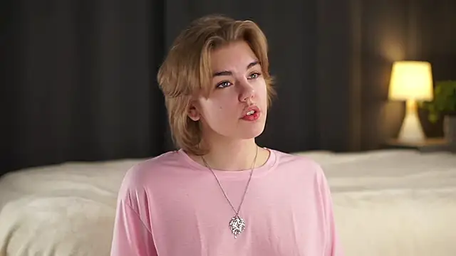 MelodyBaur online show from November 8, 12:31 pm