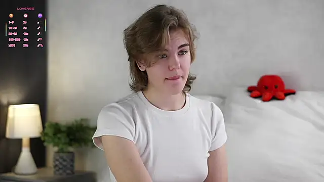 MelodyBaur online show from December 5, 12:37 pm