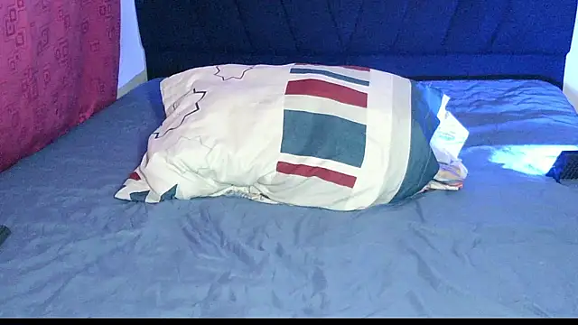 ReferredArtwork online show from November 25, 7:58 pm