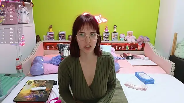  HeraLuna  online show from February 20, 9:39 pm