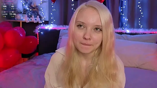 Snapshot of IraYounce chatting on February 23, 1:07 am IraYounce online show from February 23, 1:07 am