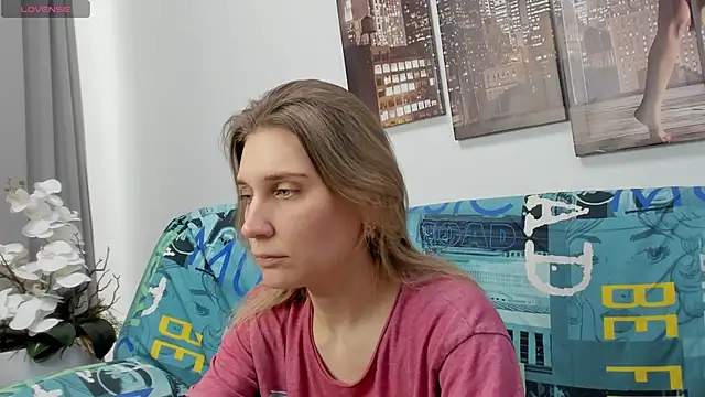 Tenderly Sophie online show from January 17, 1:31 am