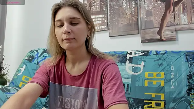 Tenderly Sophie online show from January 12, 1:23 am