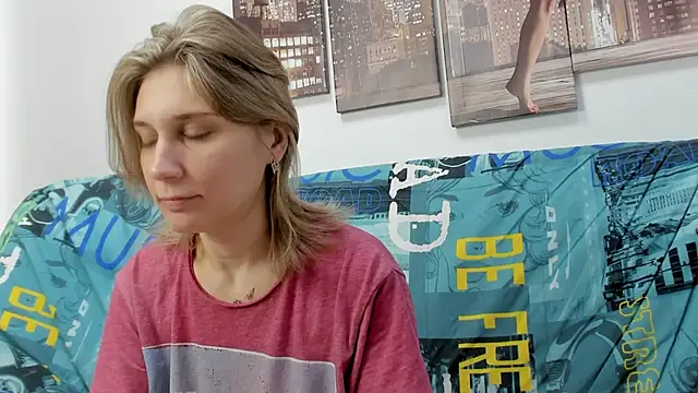 Tenderly Sophie online show from February 6, 1:23 am