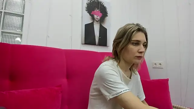 Tenderly Sophie online show from February 24, 1:28 am