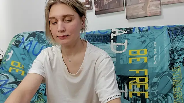 Tenderly Sophie online show from February 20, 6:19 am