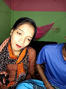 Snapshot of CoupleShow_432 chatting on February 24, 3:57 pm CoupleShow 432 online show from February 24, 3:57 pm