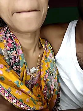 CoupleShow 432 online show from March 17, 5:05 pm