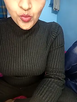 CoupleShow 432 online show from December 16, 1:48 pm