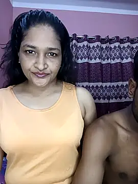 CoupleShow 432 online show from April 23, 3:57 pm
