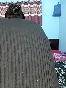 Snapshot of CoupleShow_432 chatting on February 3, 6:16 am CoupleShow 432 online show from February 3, 6:16 am