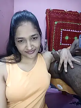 CoupleShow 432 online show from May 6, 3:05 pm