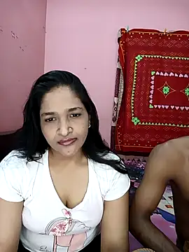CoupleShow 432 online show from May 9, 7:01 am
