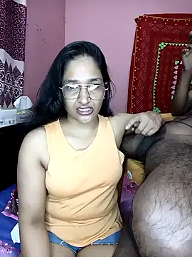 CoupleShow 432 online show from May 10, 10:11 pm