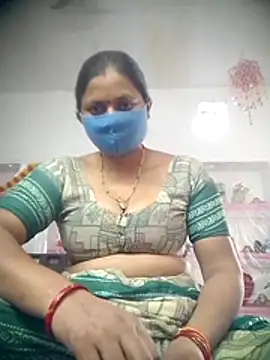 Snapshot of QRESABABY chatting on November 3, 10:30 am QRESABABY online show from November 3, 10:30 am