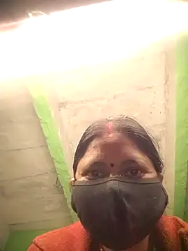 Snapshot of QRESABABY chatting on November 11, 3:34 am QRESABABY online show from November 11, 3:34 am