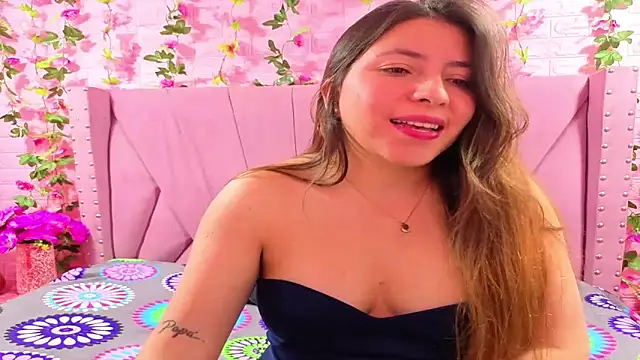 Snapshot of Alyy_Brown chatting on November 29, 2:12 am Alyy Brown online show from November 29, 2:12 am