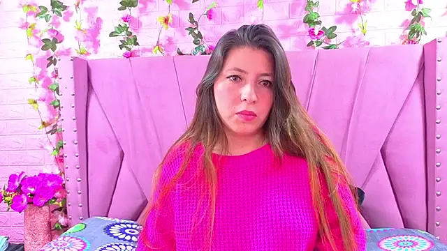 Snapshot of Alyy_Brown chatting on October 29, 1:59 am Alyy Brown online show from October 29, 1:59 am