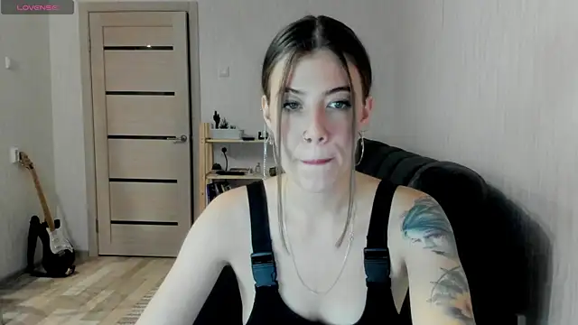 twinkle rosie online show from November 18, 5:16 pm