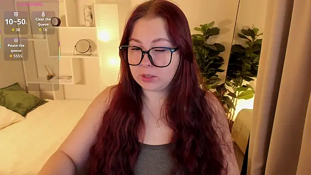 EffyBlush online show from November 16, 1:27 pm