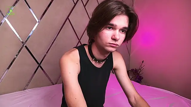 Snapshot of DavidLeatherhofff chatting on November 29, 3:45 pm DavidLeatherhofff online show from November 29, 3:45 pm