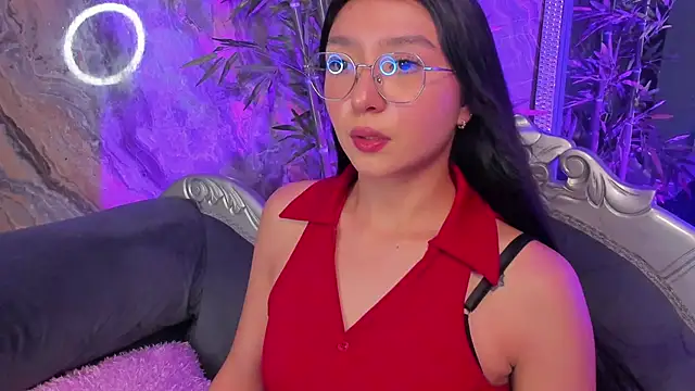 sydney miller  online show from April 1, 11:23 pm