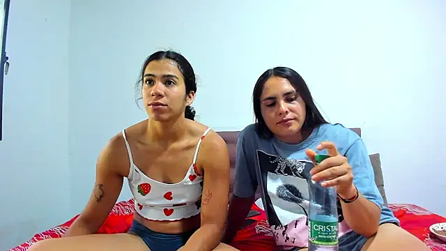 AshleyDeLuca  online show from June 17, 8:52 pm