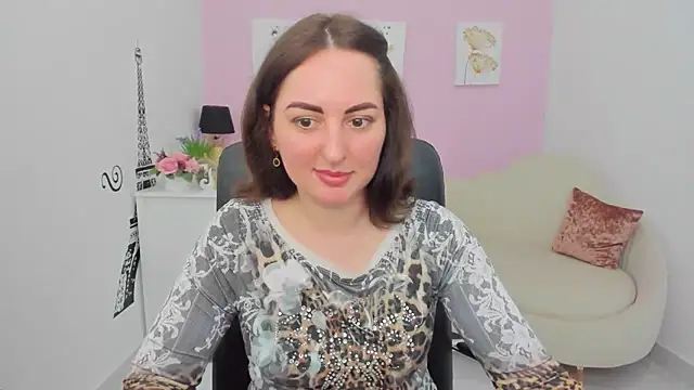 NoraSimons online show from May 14, 12:46 pm