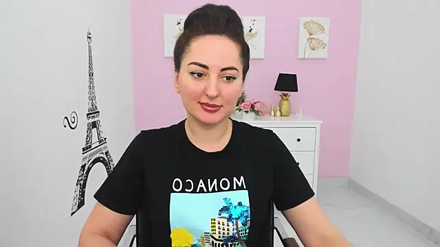 NoraSimons online show from March 22, 5:43 am