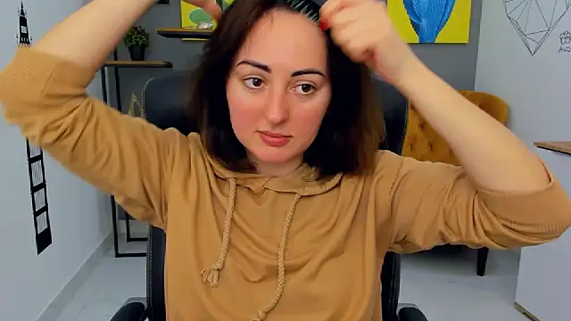 NoraSimons online show from March 15, 6:42 am