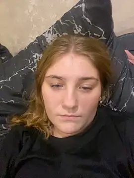 Snapshot of Emily_Sweety__ chatting on October 30, 6:16 pm Emily Sweety   online show from October 30, 6:16 pm