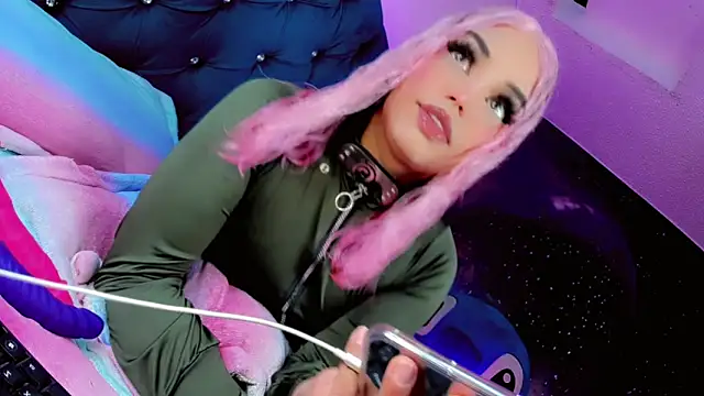 Alannys xHotx online show from March 24, 9:26 pm