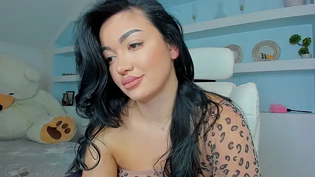 juliexxx online show from November 24, 7:25 pm