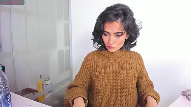 chloehanna online show from January 6, 7:51 pm