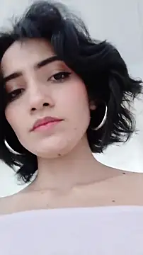 Snapshot of chloehanna chatting on November 6, 5:28 pm chloehanna online show from November 6, 5:28 pm