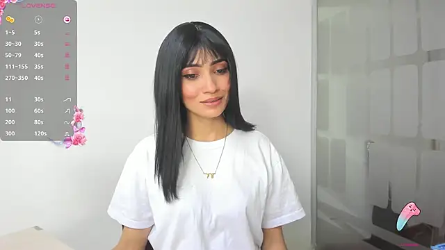 chloehanna online show from April 13, 7:07 pm