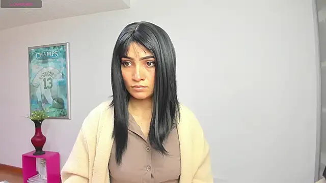 Snapshot of chloehanna chatting on May 3, 1:04 pm chloehanna online show from May 3, 1:04 pm