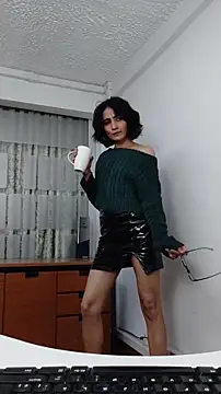 Snapshot of chloehanna chatting on November 10, 4:12 pm chloehanna online show from November 10, 4:12 pm