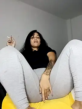 tattyHot95 online show from November 14, 2:54 pm