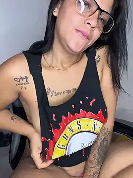 tattyHot95 online show from March 8, 1:55 am