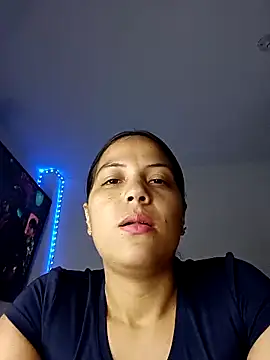 tattyHot95 online show from November 6, 1:48 pm