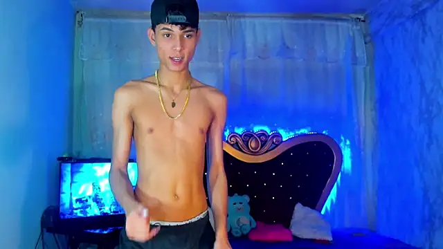 Snapshot of boyswantingplay chatting on February 28, 4:50 pm boyswantingplay online show from February 28, 4:50 pm