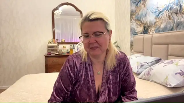 Snapshot of Galatea_2025 chatting on April 19, 4:52 pm Galatea 2025 online show from April 19, 4:52 pm