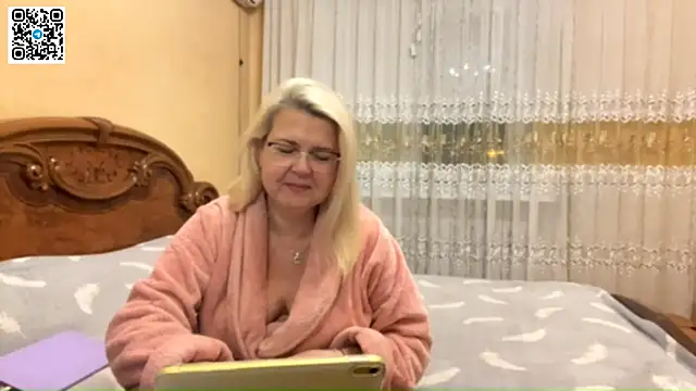 Galatea 2025 online show from December 2, 8:21 pm