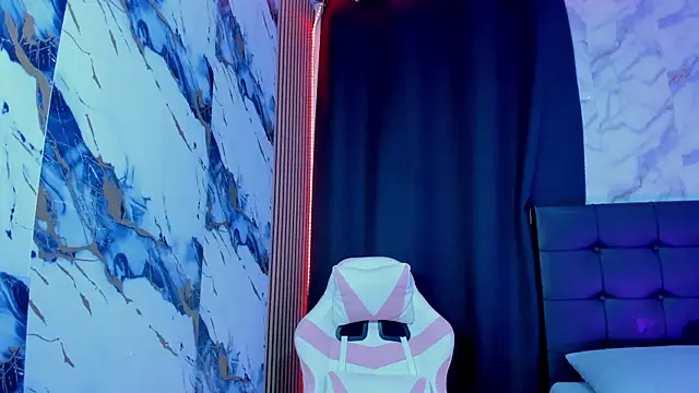 Scarlet DLuce online show from February 23, 8:59 am