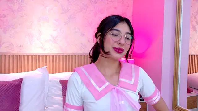 Snapshot of AdelineJhones chatting on November 26, 3:01 pm AdelineJhones online show from November 26, 3:01 pm